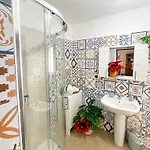 Vefia Casavacanze Nyaraló Procida